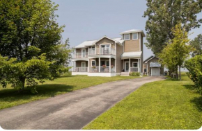 long point Lake House